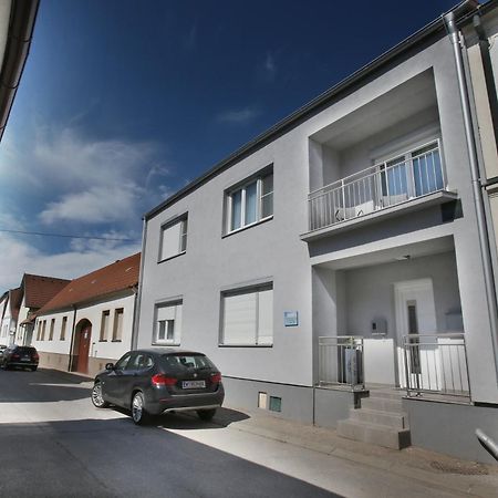 Zentrum 2 Moerbisch Mörbisch am See Екстериор снимка